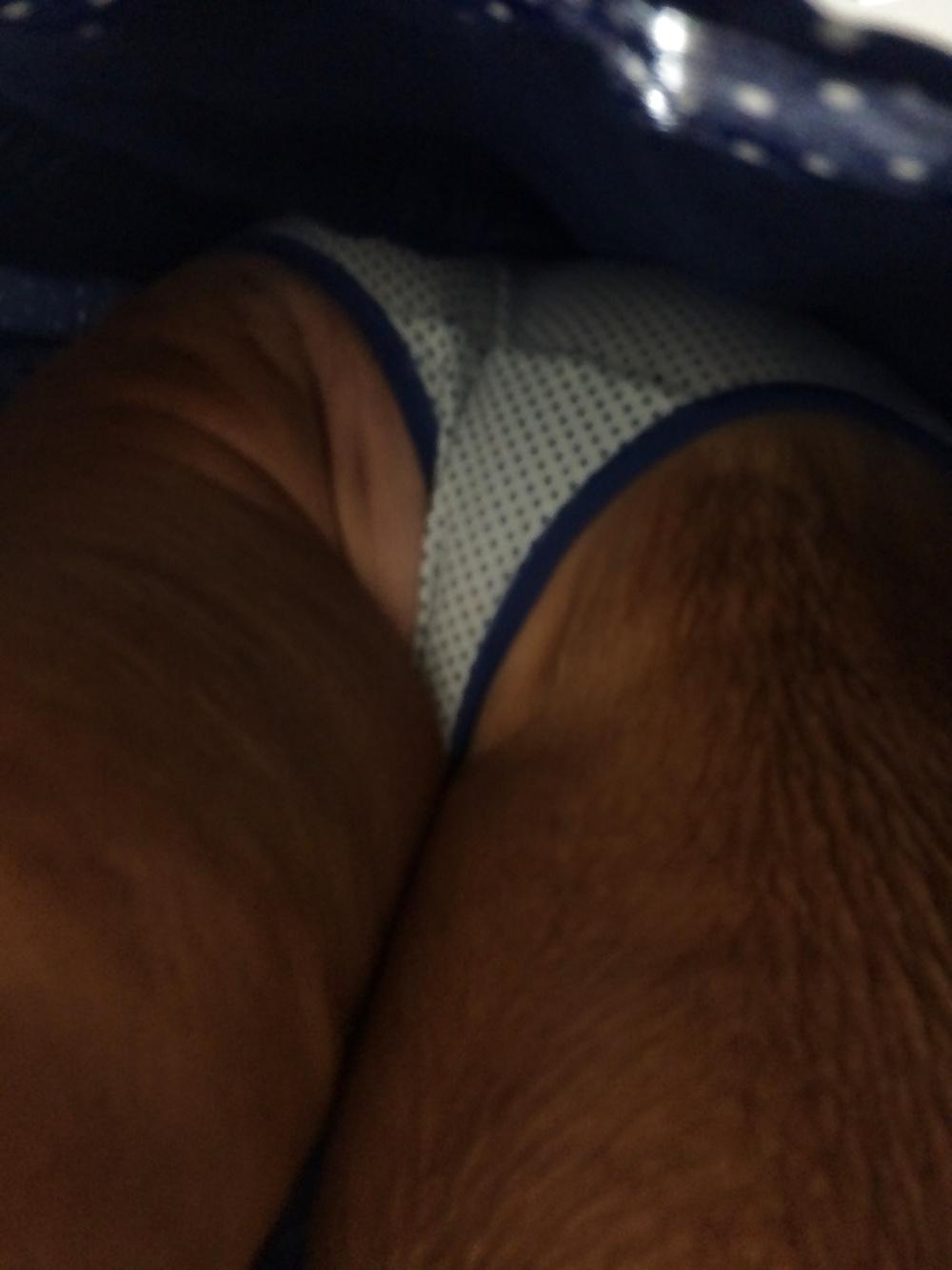 25P Granny Upskirts