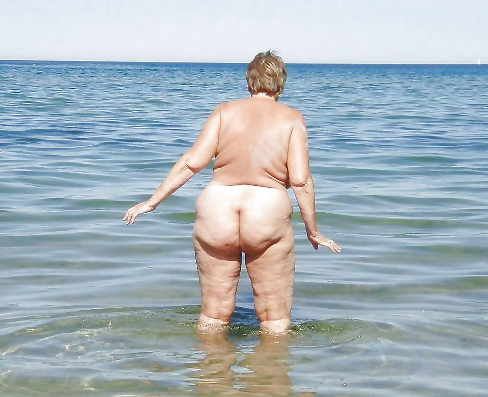 25P Granny Jill