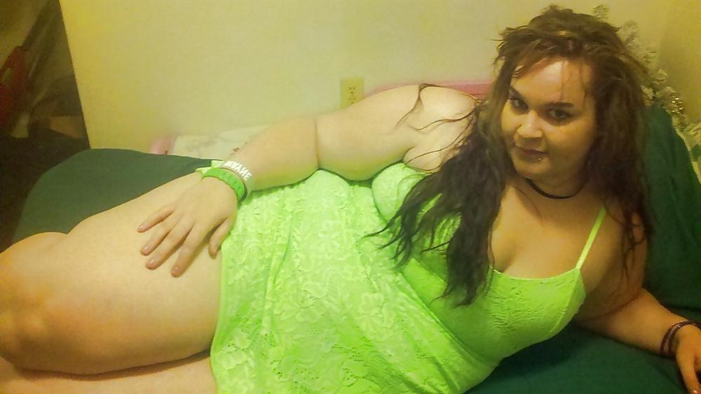 25P Gorgeous BBW! (Miss Junk in the Trunk)