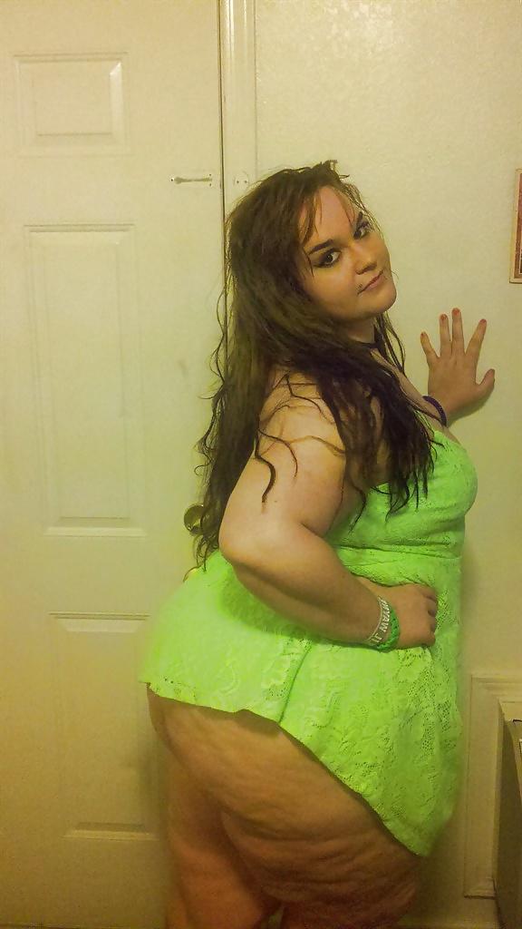 25P Gorgeous BBW! (Miss Junk in the Trunk)