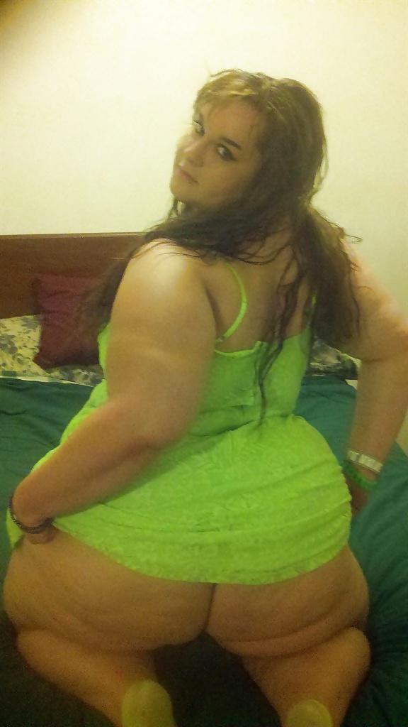 25P Gorgeous BBW! (Miss Junk in the Trunk)