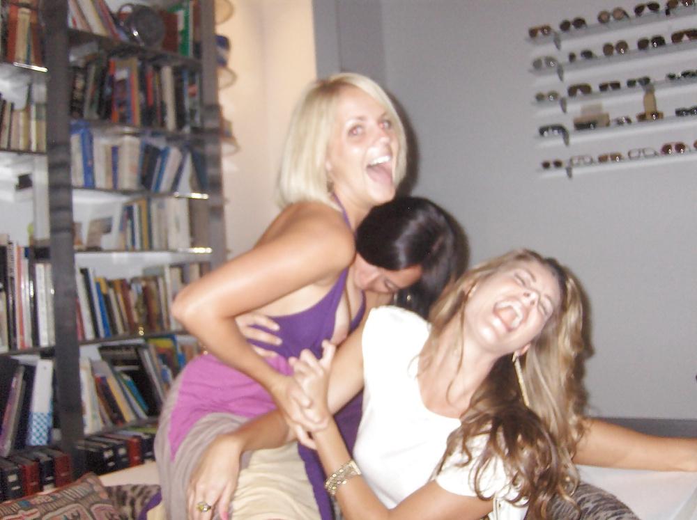17P Elleme 2 (Groping)
