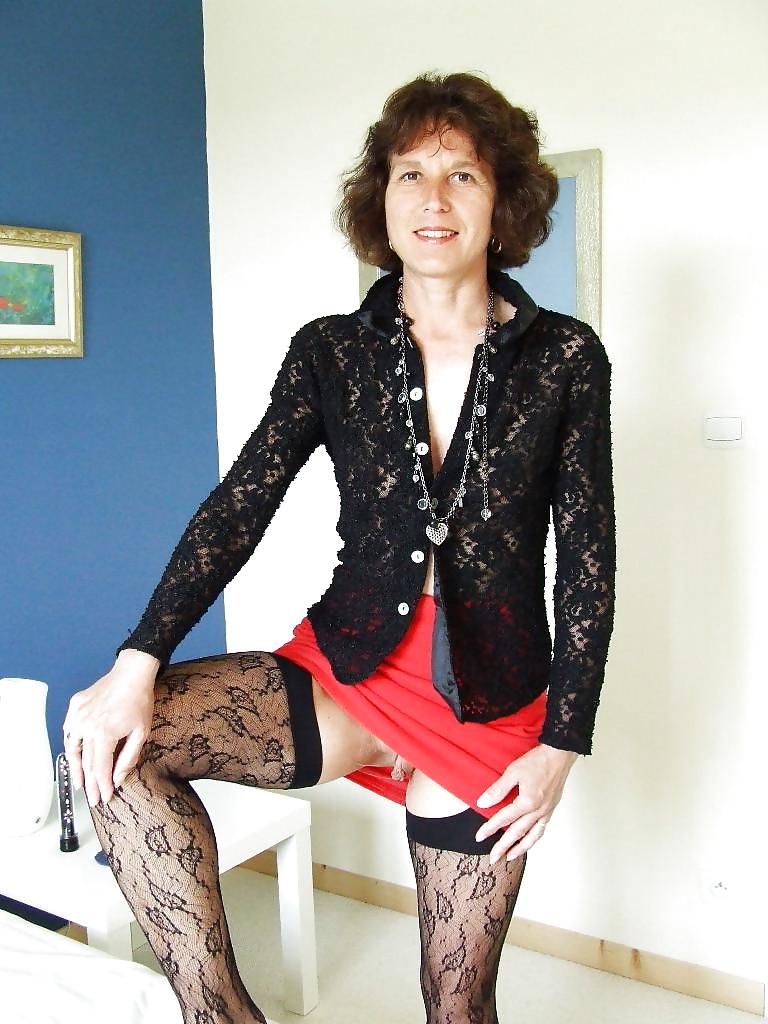 25P Hotlegs-all solo amateur women 13