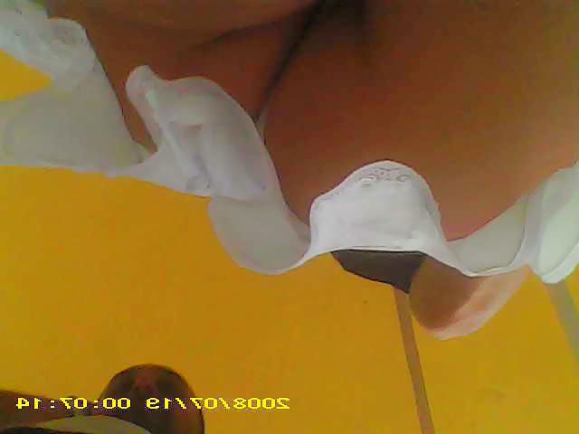 20P Greek upskirts