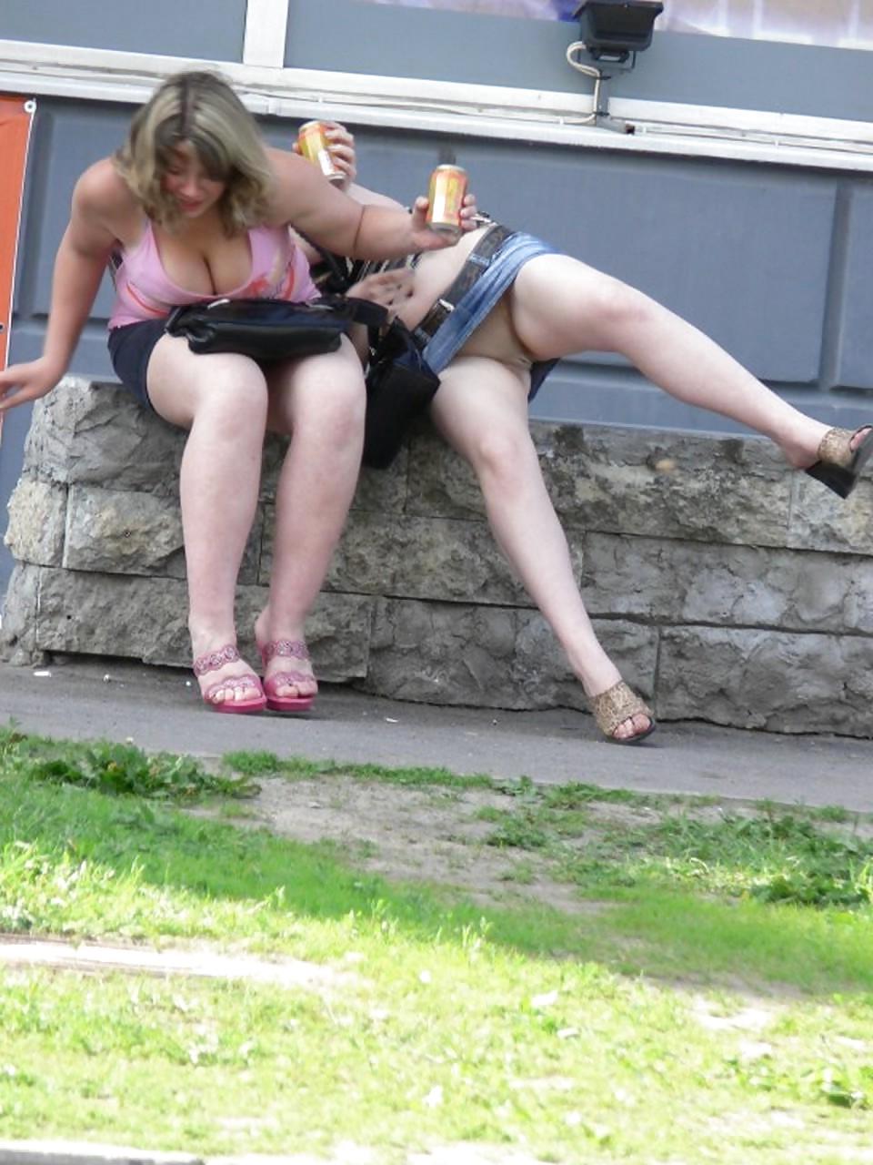 25P UPSKIRT DAY TODAY