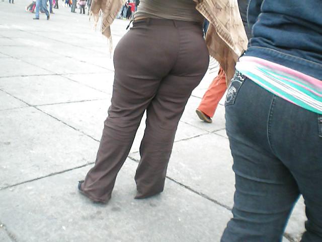 25P Mega butt ass mature