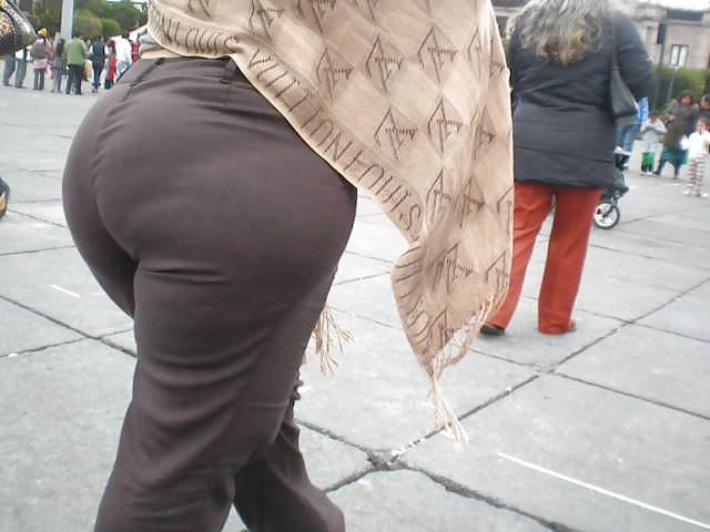 25P Mega butt ass mature