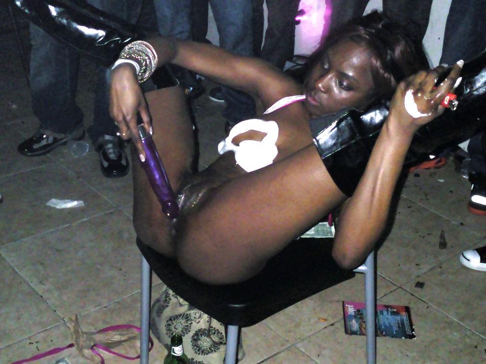 25P Ghetto booty party - Dirty pussy and asses