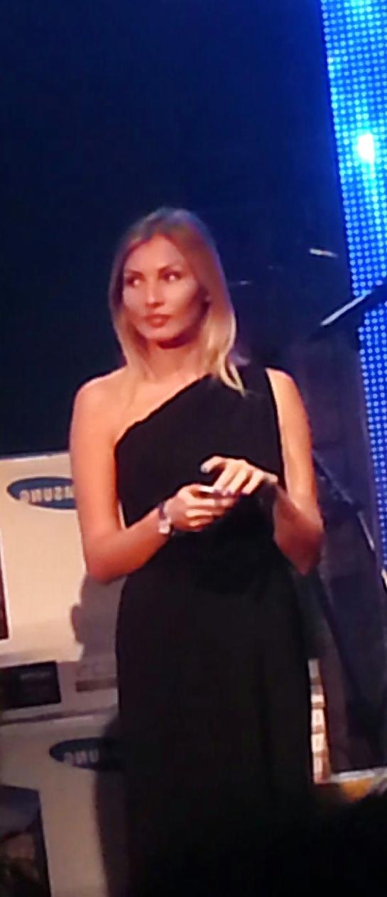 24P Spy sexy models romanian