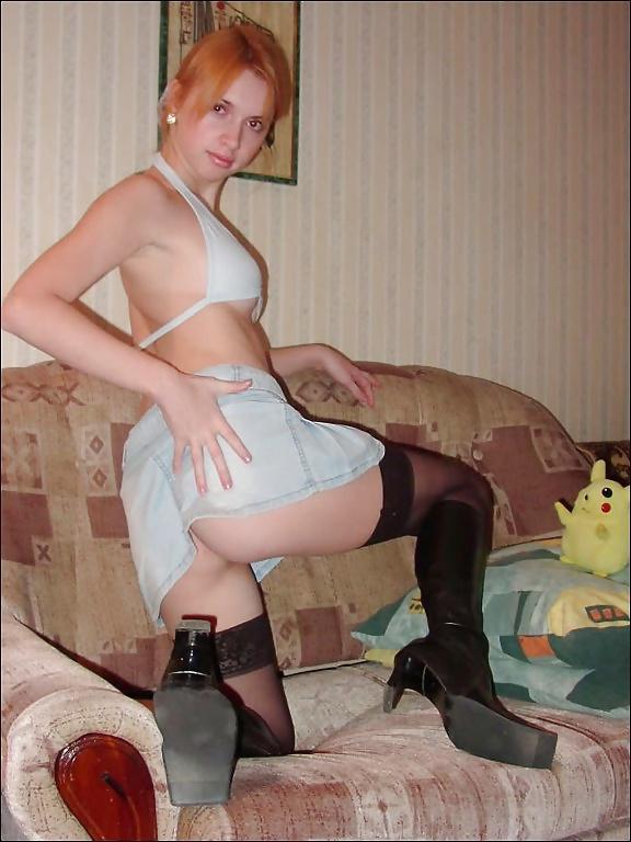 25P Amateur Blonde Young Lady