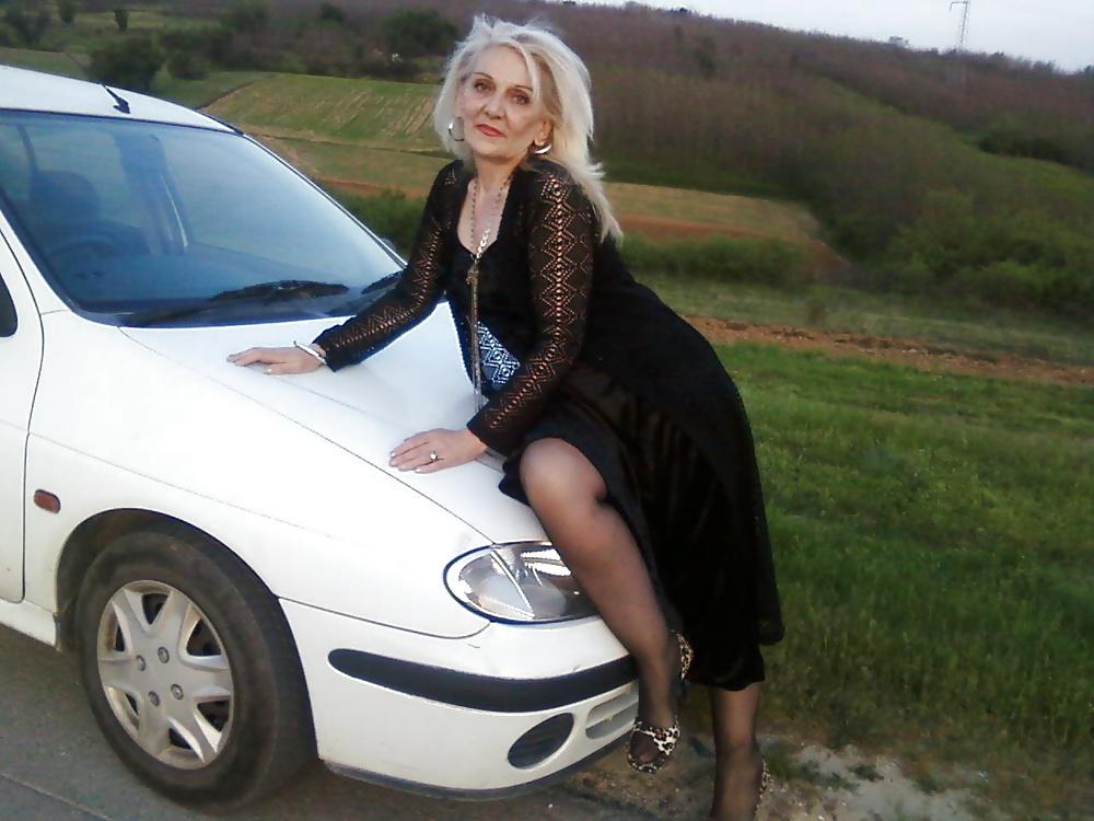 25P Granny Slut