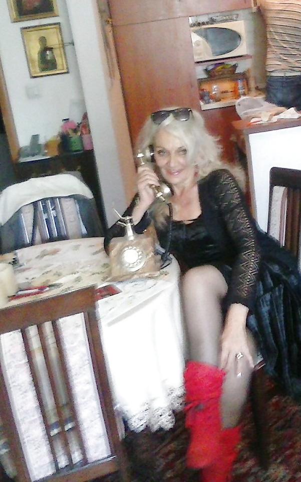 25P Granny Slut