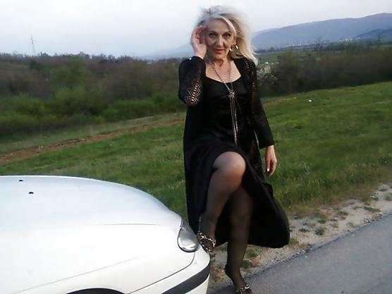 25P Granny Slut