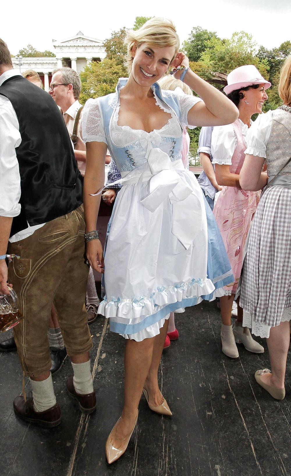19P Britt Hagedorn - Oktoberfest 2014