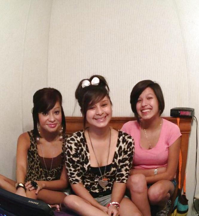 25P Non nude sexy teens 