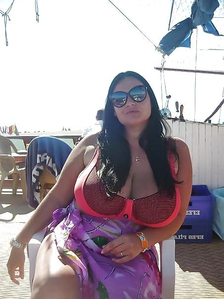 25P Vacation horny people6