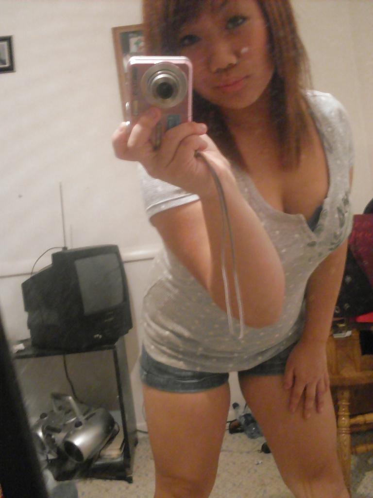 25P Amateru Asians (non-nude)