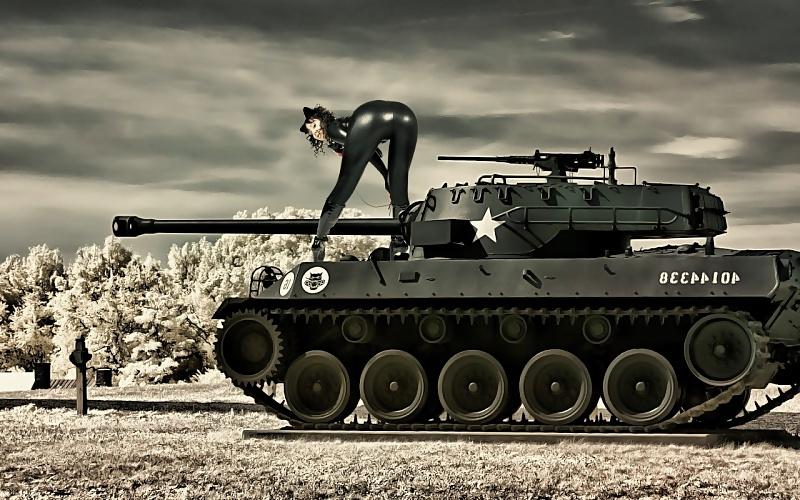25P GIRLS&TANKS