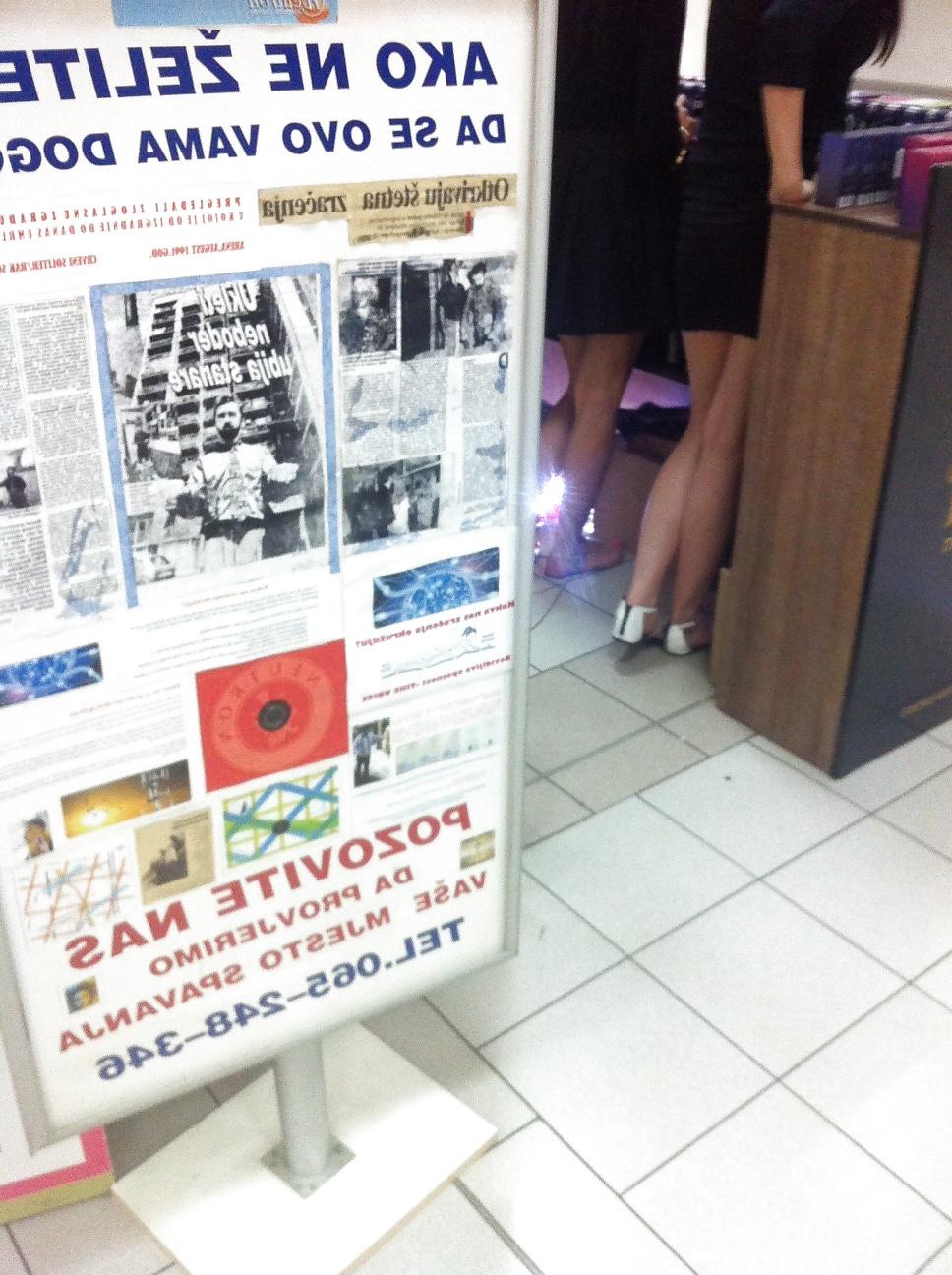 8P Voyeur pics from mall