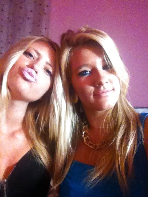 15P Super hot blonde non nude (comment please) #01