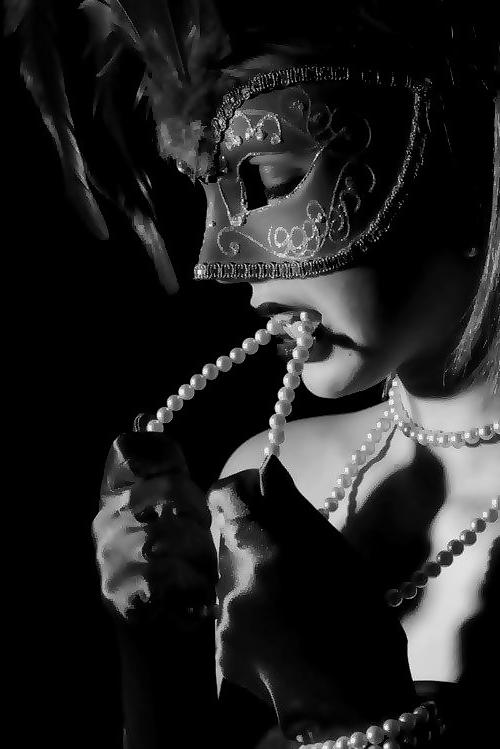 25P Perfect Storm - Beautiful Women in Masks - NON-Porn