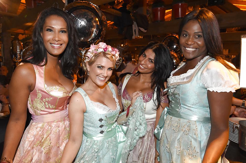 25P Jennifer Knaeble - Oktoberfest 2014