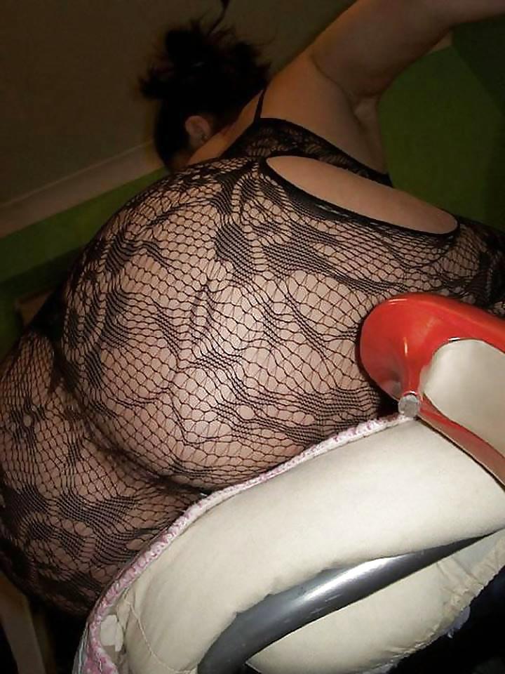 25P Greek ass 4