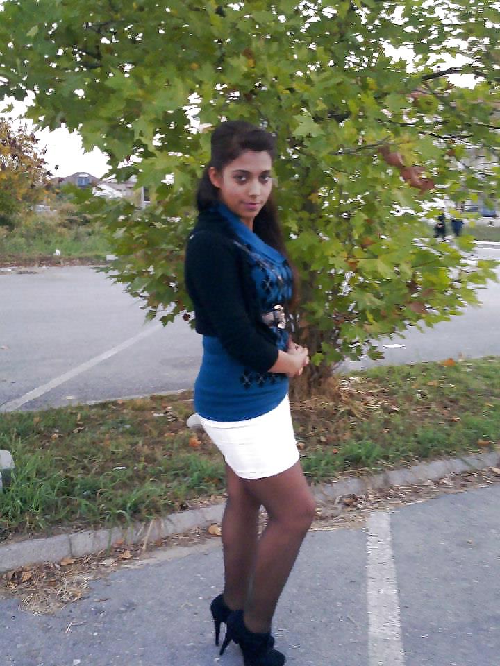 16P Turkish Nylon Girls! Pervert Comments please!