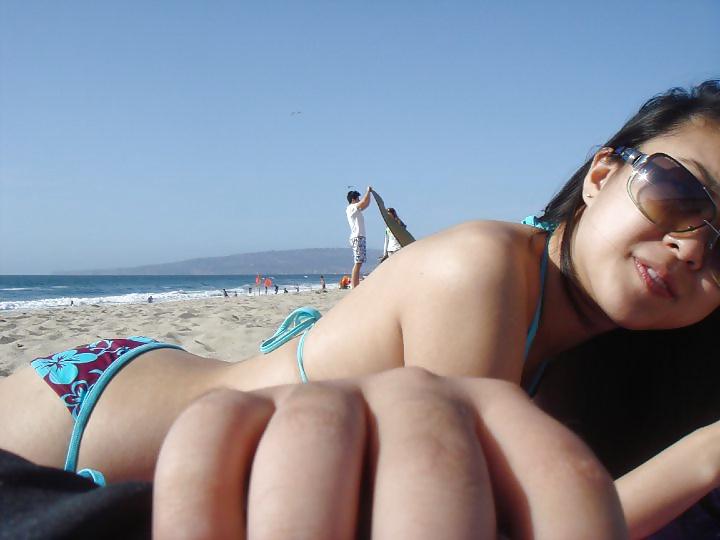 19P Cute young asian girls