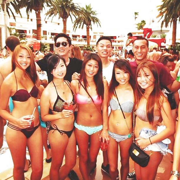 19P Cute young asian girls