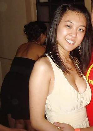 19P Cute young asian girls