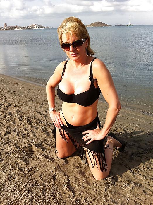 13P Rare Lady S Private Life Photos
