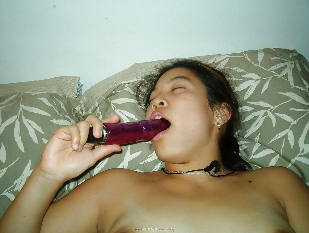 25P Asian shaved girl 04