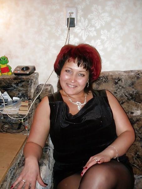 25P Sexy Moms and Grannies (non-naked)