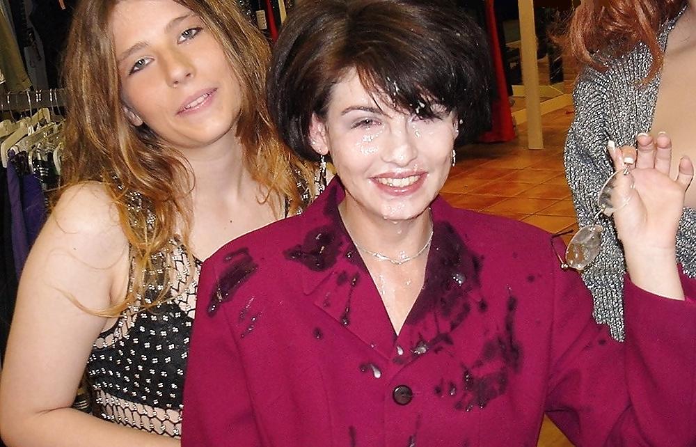 22P Smiling group facials 68