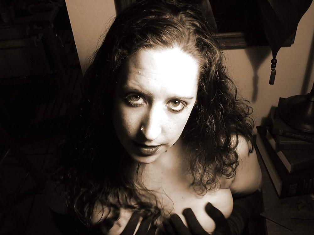25P Amateur lady models mystery imagination