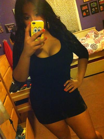 25P Selfie Sluts - non nude