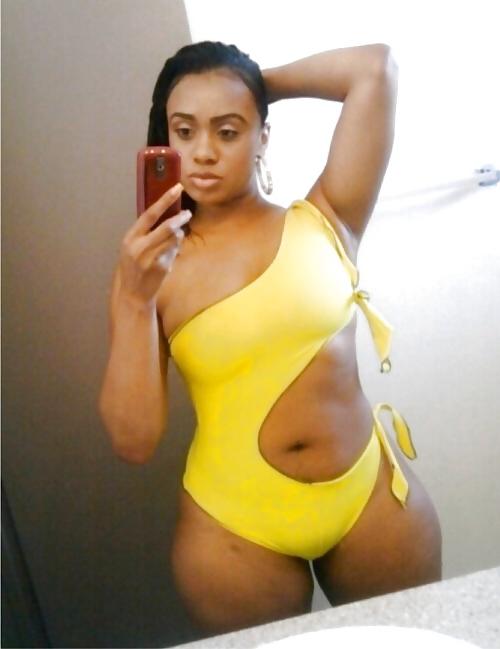 25P Selfie Sluts - non nude