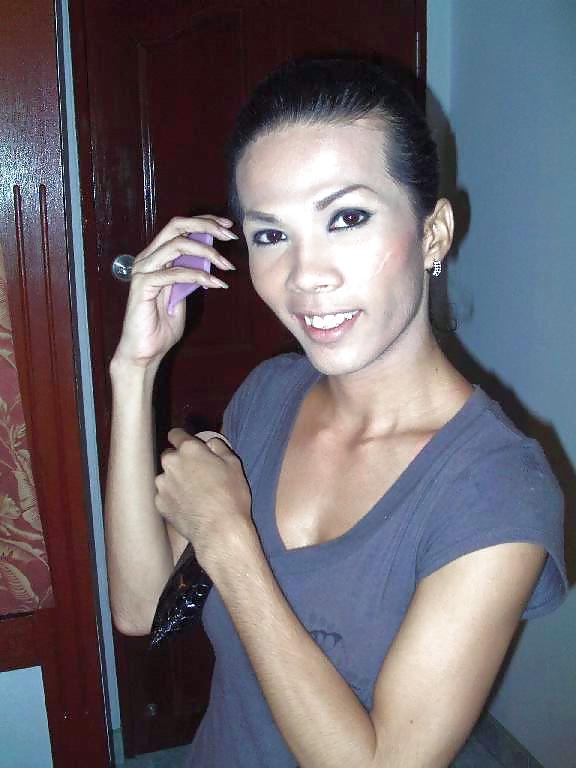 25P Ladyboy Wand from Pattaya