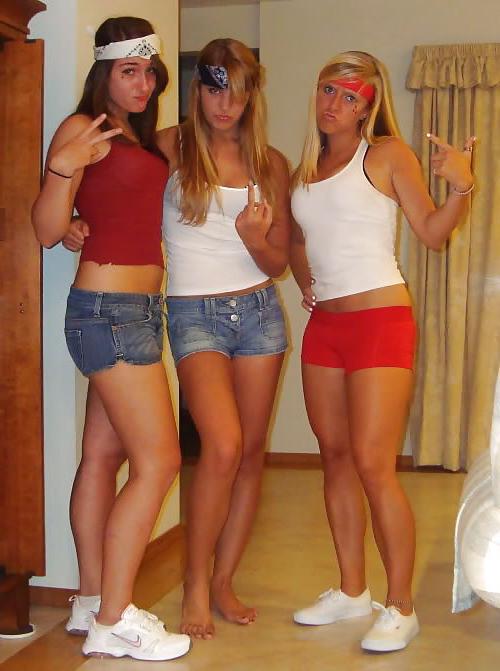 25P Daughter's friends and their friends 18-20 yrs old non-nude