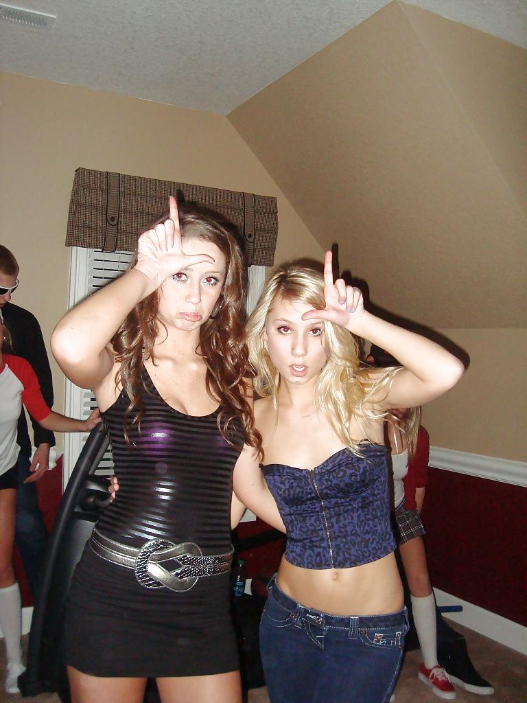 25P Daughter's friends and their friends 18-20 yrs old non-nude