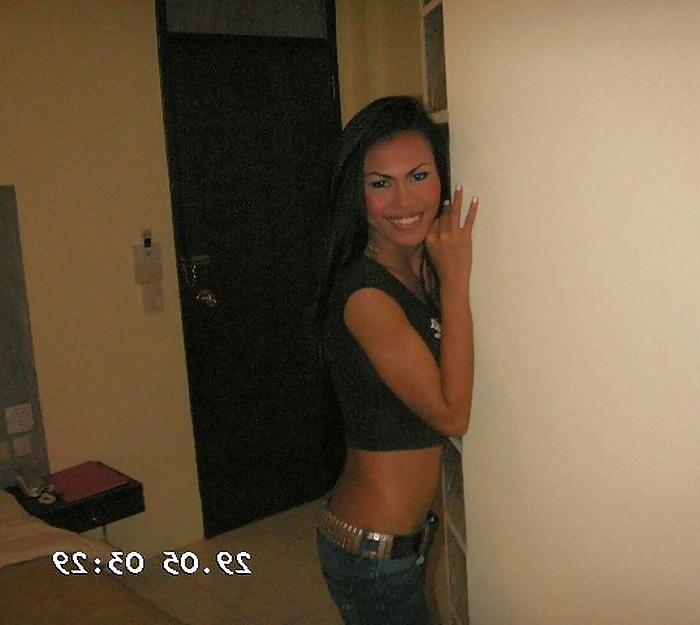 25P Ladyboy Lek aus Pattaya