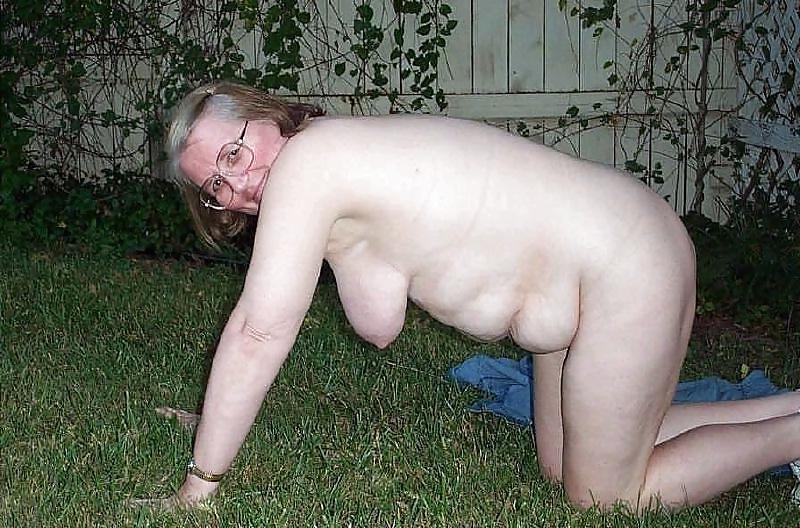 24P Comment For Sexy Granny Alice