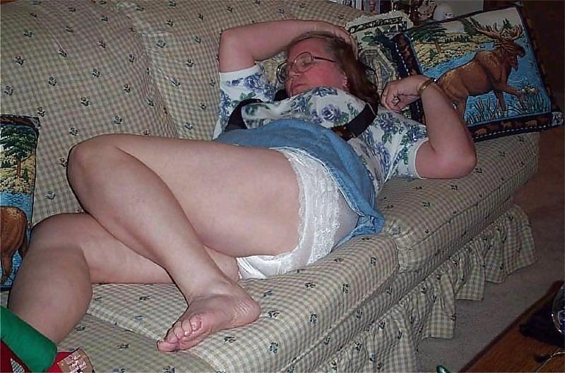 24P Comment For Sexy Granny Alice