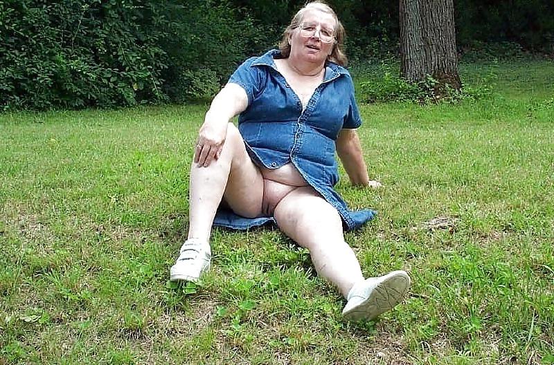 24P Comment For Sexy Granny Alice