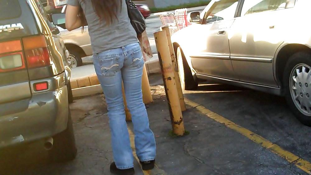 4P Pattys nice tight butt ass in jeans in the parking alot