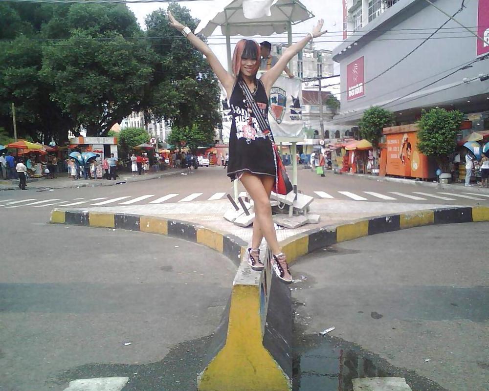 25P Bai Ling 