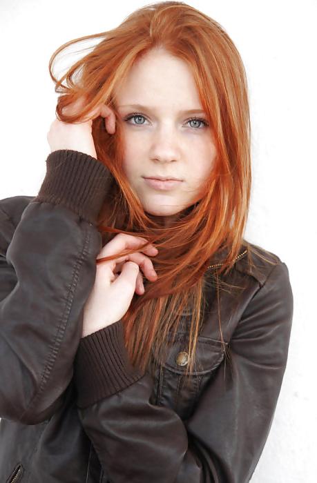 16P Redheads - Non Nude 6