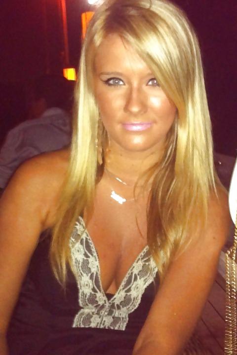 21P Super hot blonde non nude (comment please) #04