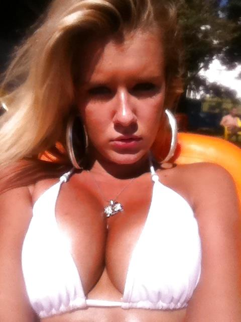 21P Super hot blonde non nude (comment please) #04